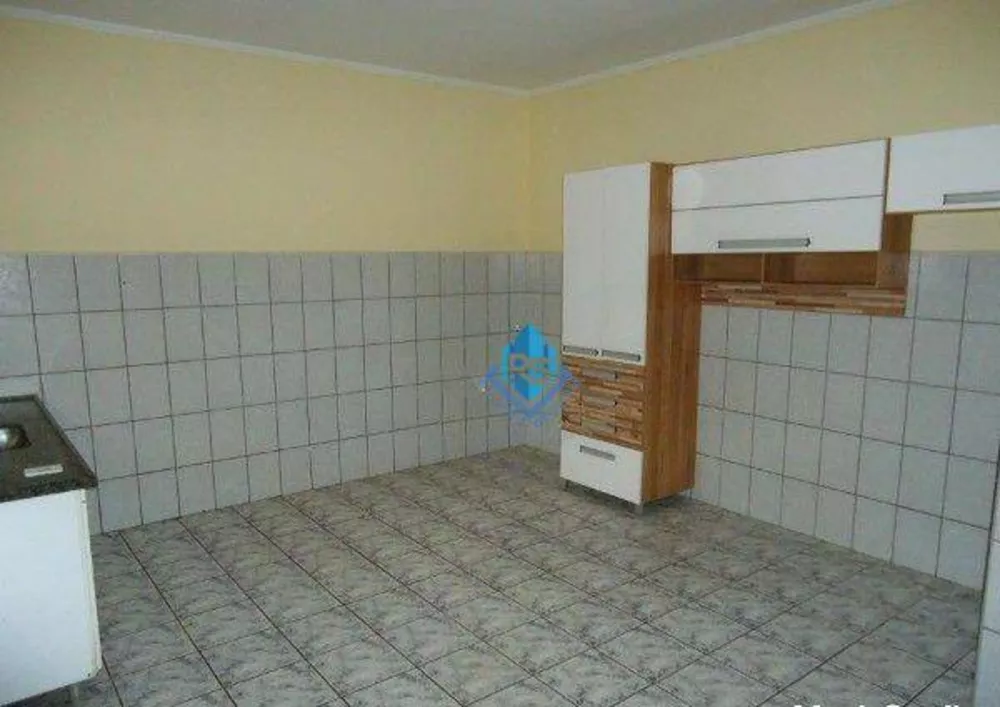 Sobrado para alugar com 2 quartos, 150m² - Foto 4