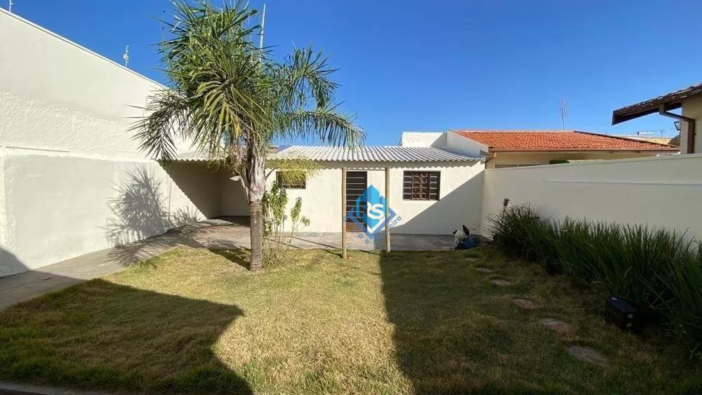 Casa à venda com 3 quartos, 141m² - Foto 2