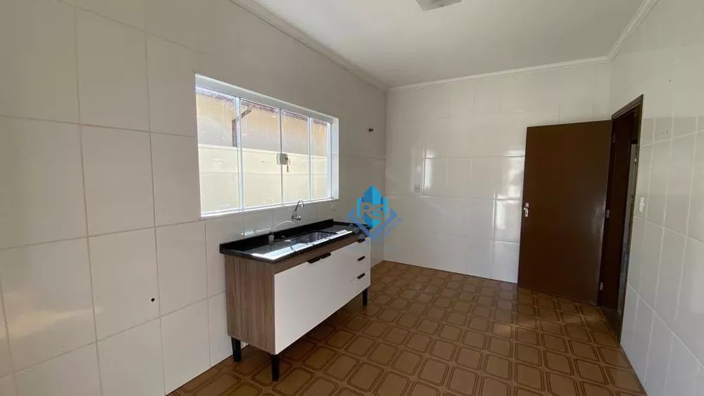 Casa à venda com 3 quartos, 141m² - Foto 5