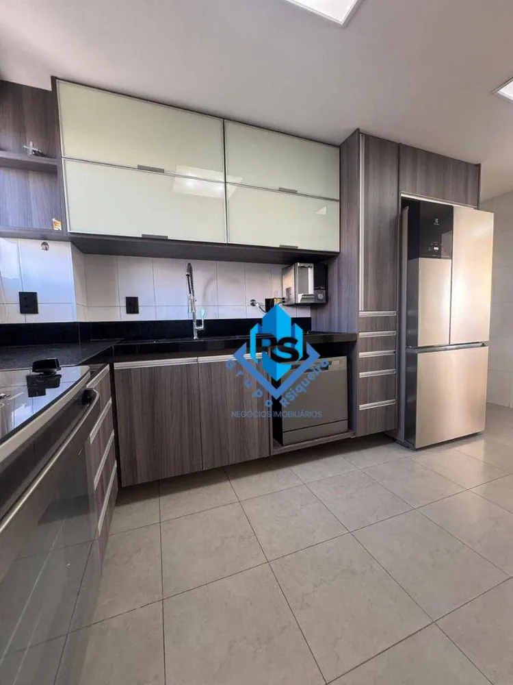 Cobertura, 3 quartos, 228 m² - Foto 7