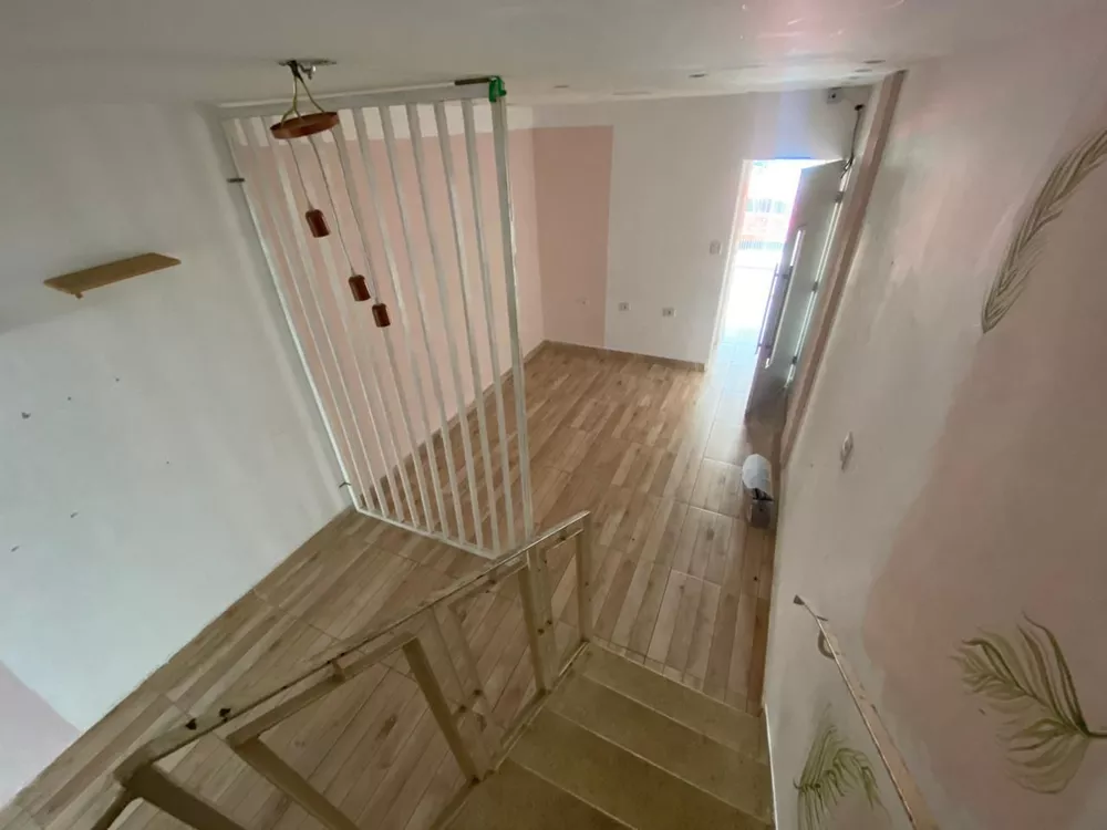 Sobrado à venda e aluguel com 3 quartos, 100m² - Foto 4