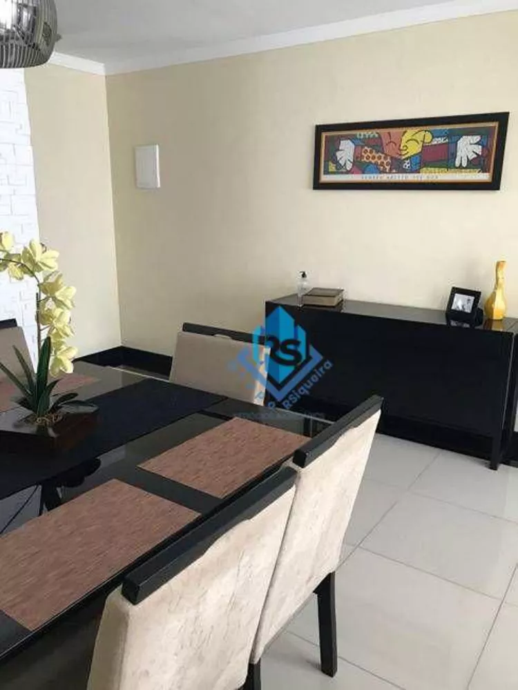 Sobrado à venda com 2 quartos, 205m² - Foto 4