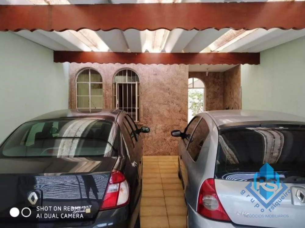 Sobrado à venda com 3 quartos, 132m² - Foto 1