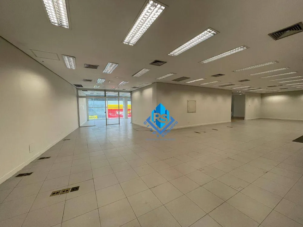 Prédio Inteiro, 2500 m² - Foto 1