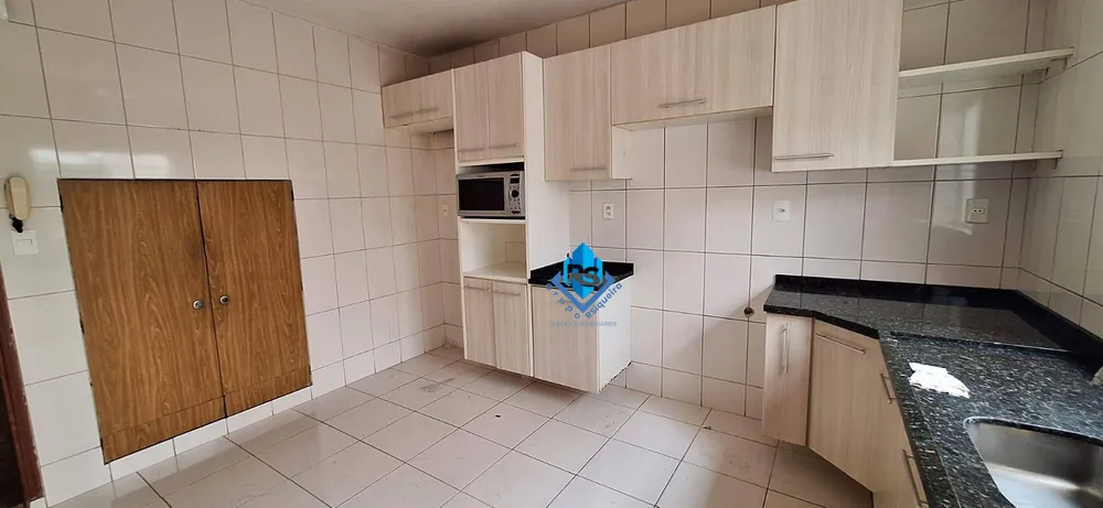 Sobrado, 2 quartos, 250 m² - Foto 9