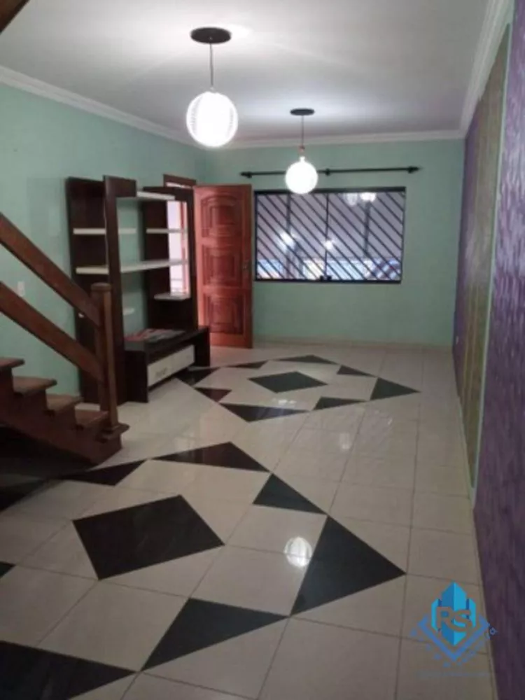 Sobrado à venda com 3 quartos, 350m² - Foto 1