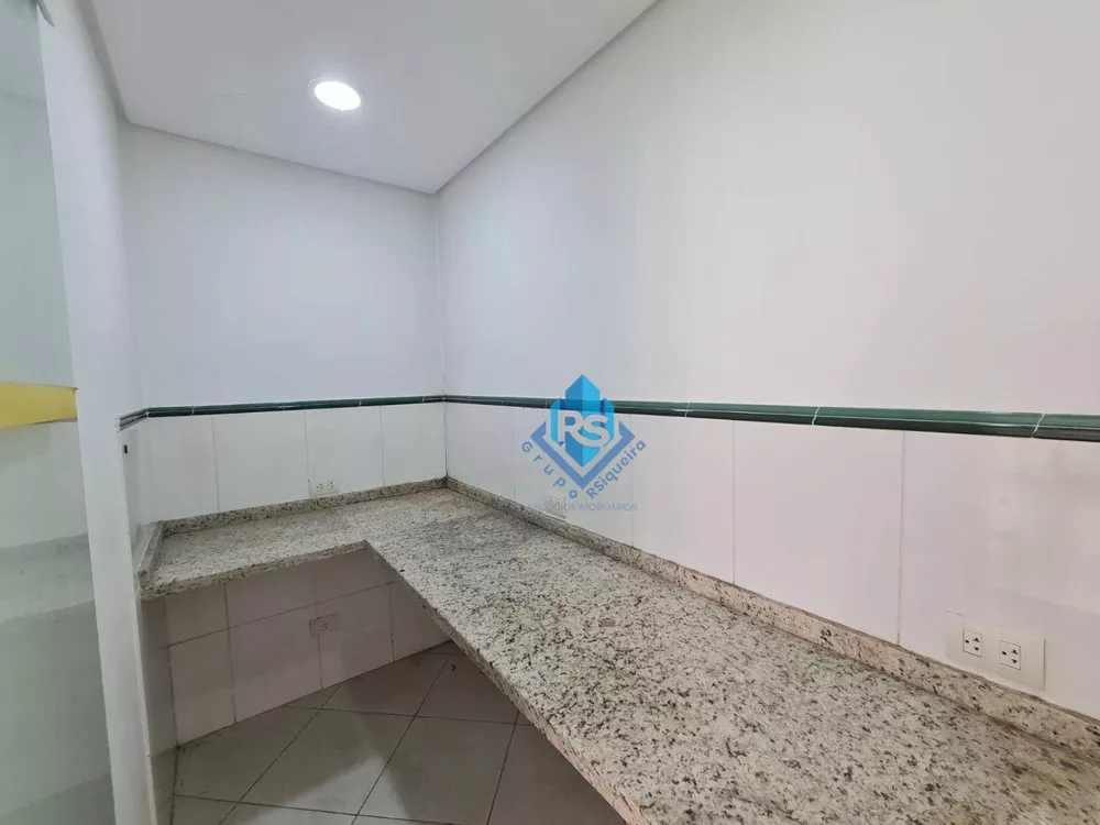 Casa à venda com 4 quartos, 210m² - Foto 16