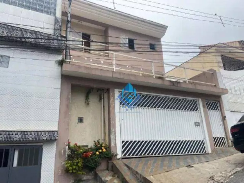 Sobrado à venda com 3 quartos, 180m² - Foto 1