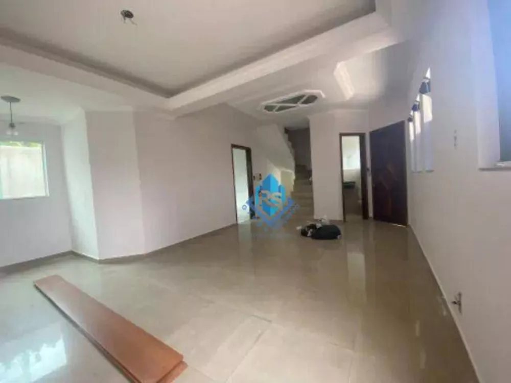 Sobrado à venda com 3 quartos, 180m² - Foto 4