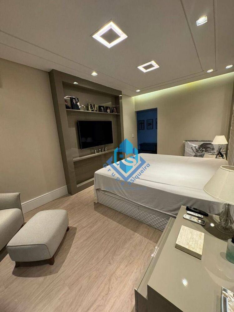 Apartamento à venda com 3 quartos, 240m² - Foto 4