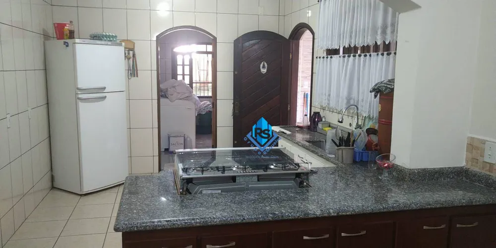 Casa, 2 quartos, 183 m² - Foto 2