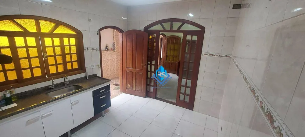 Casa, 3 quartos, 256 m² - Foto 4