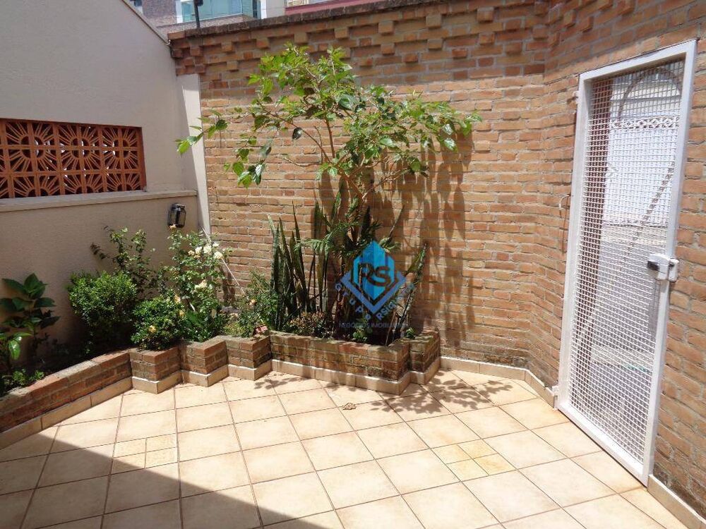 Casa, 3 quartos, 227 m² - Foto 2