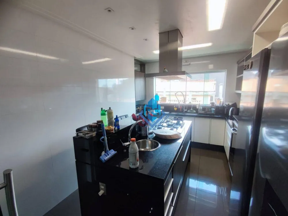 Sobrado, 7 quartos, 448 m² - Foto 17