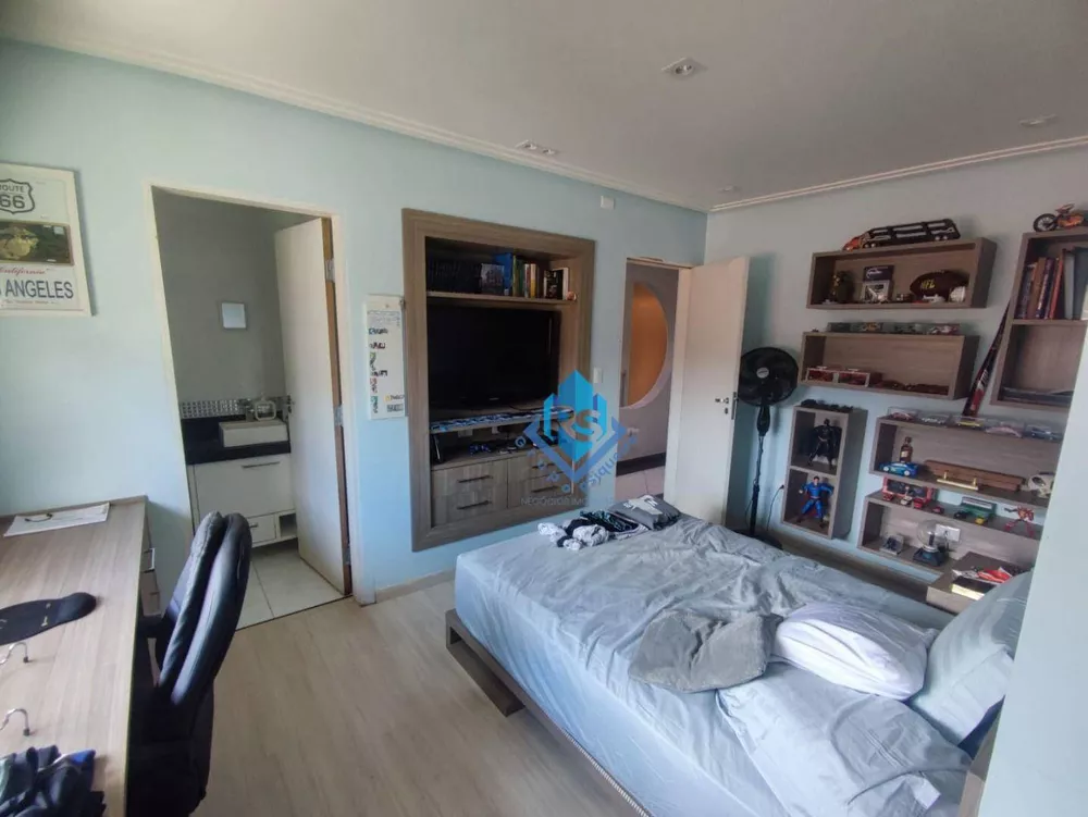 Sobrado à venda com 7 quartos, 448m² - Foto 13