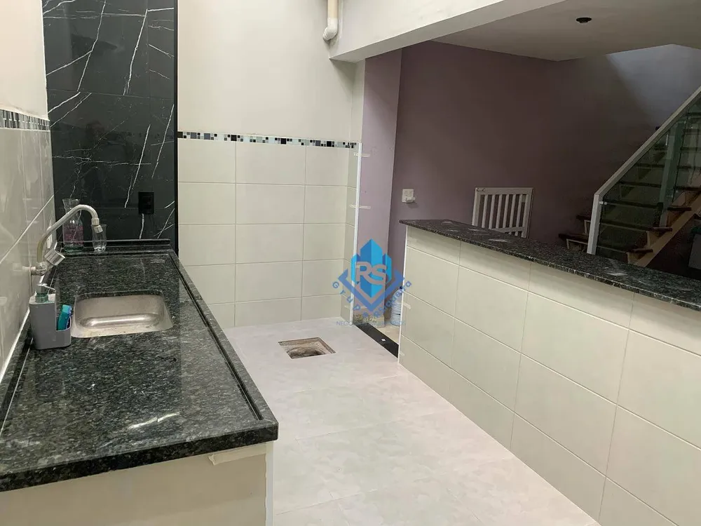 Sobrado, 3 quartos, 256 m² - Foto 4