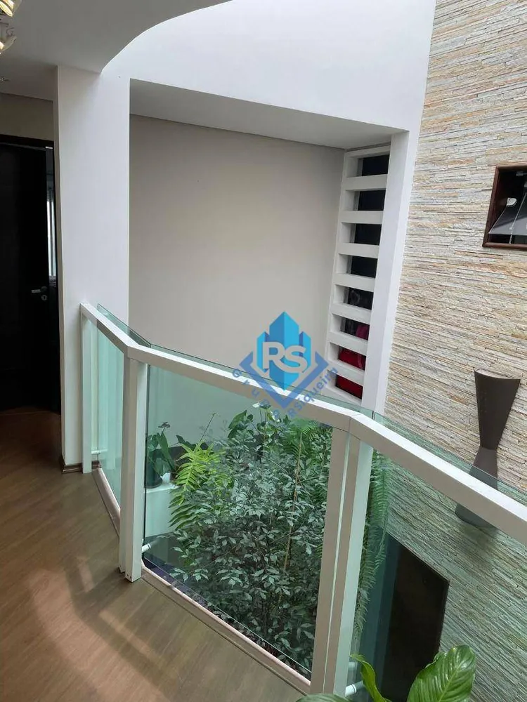 Sobrado, 3 quartos, 256 m² - Foto 14