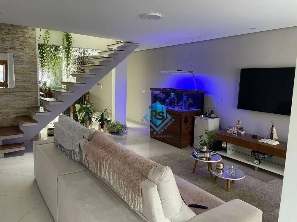Sobrado, 3 quartos, 256 m² - Foto 8