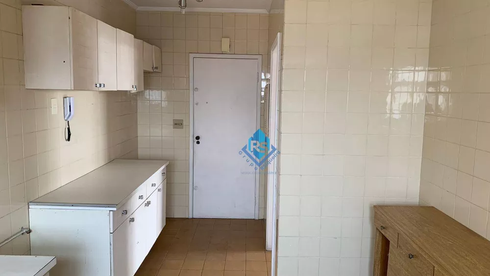 Apartamento à venda e aluguel com 3 quartos, 98m² - Foto 5