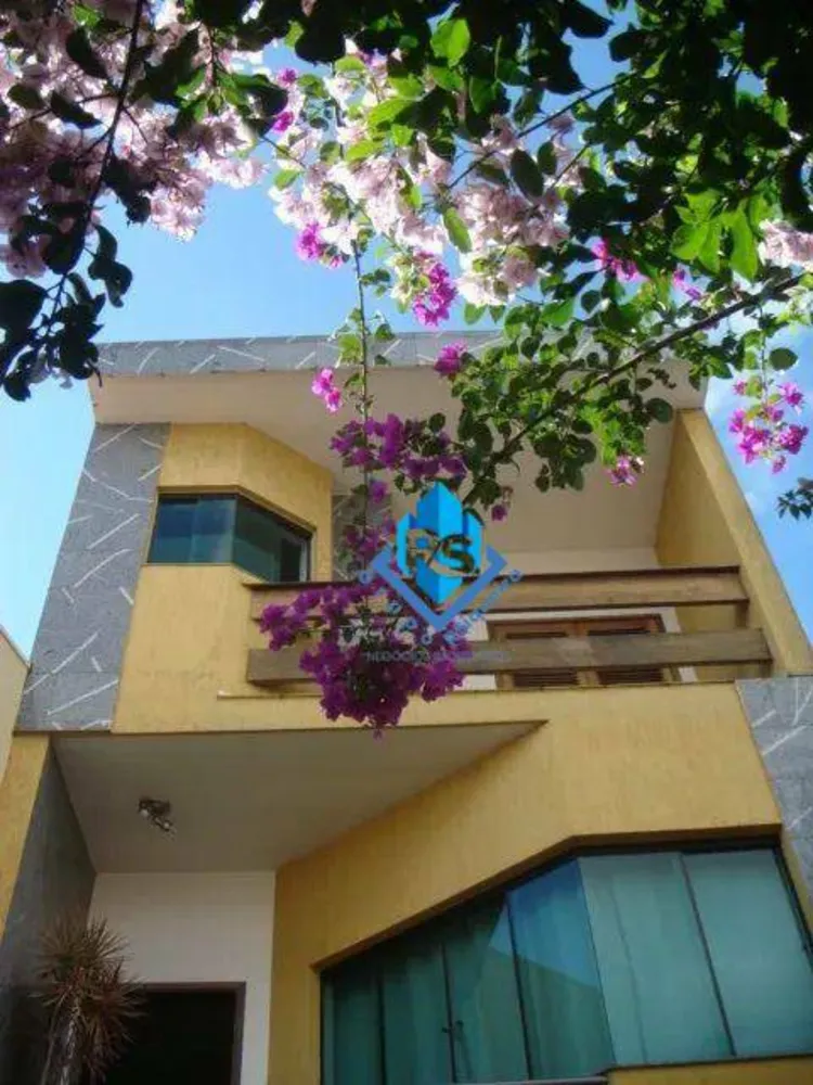 Sobrado, 3 quartos, 300 m² - Foto 1