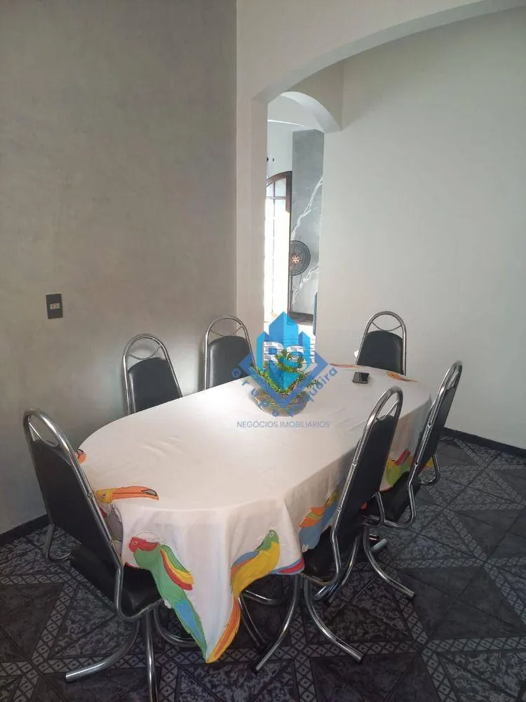 Casa, 3 quartos, 250 m² - Foto 15