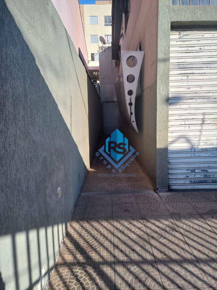 Casa, 3 quartos, 250 m² - Foto 12