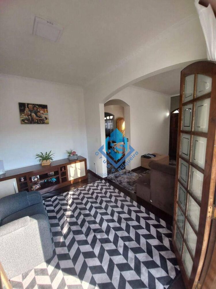 Casa, 3 quartos, 250 m² - Foto 6