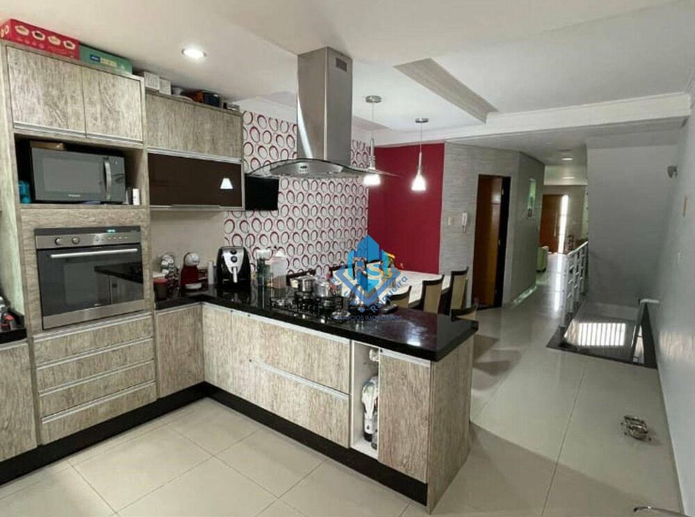 Sobrado, 3 quartos, 250 m² - Foto 3