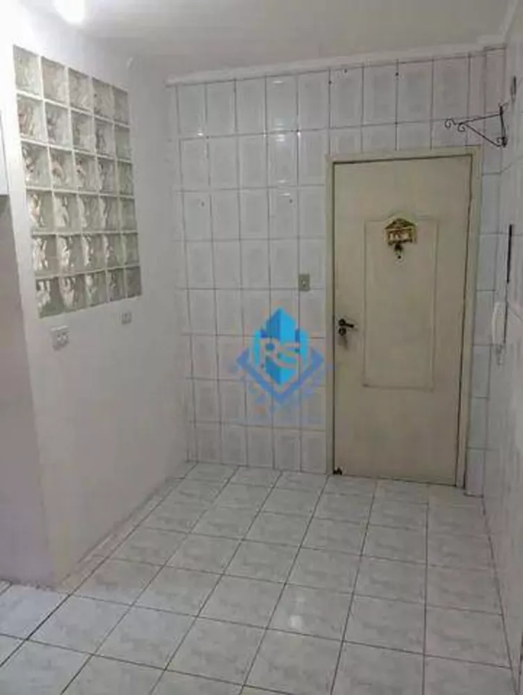 Apartamento à venda com 2 quartos, 68m² - Foto 3