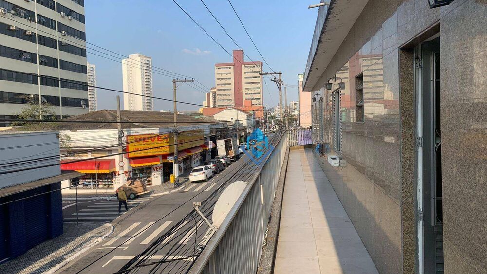 Apartamento para alugar com 3 quartos, 140m² - Foto 2
