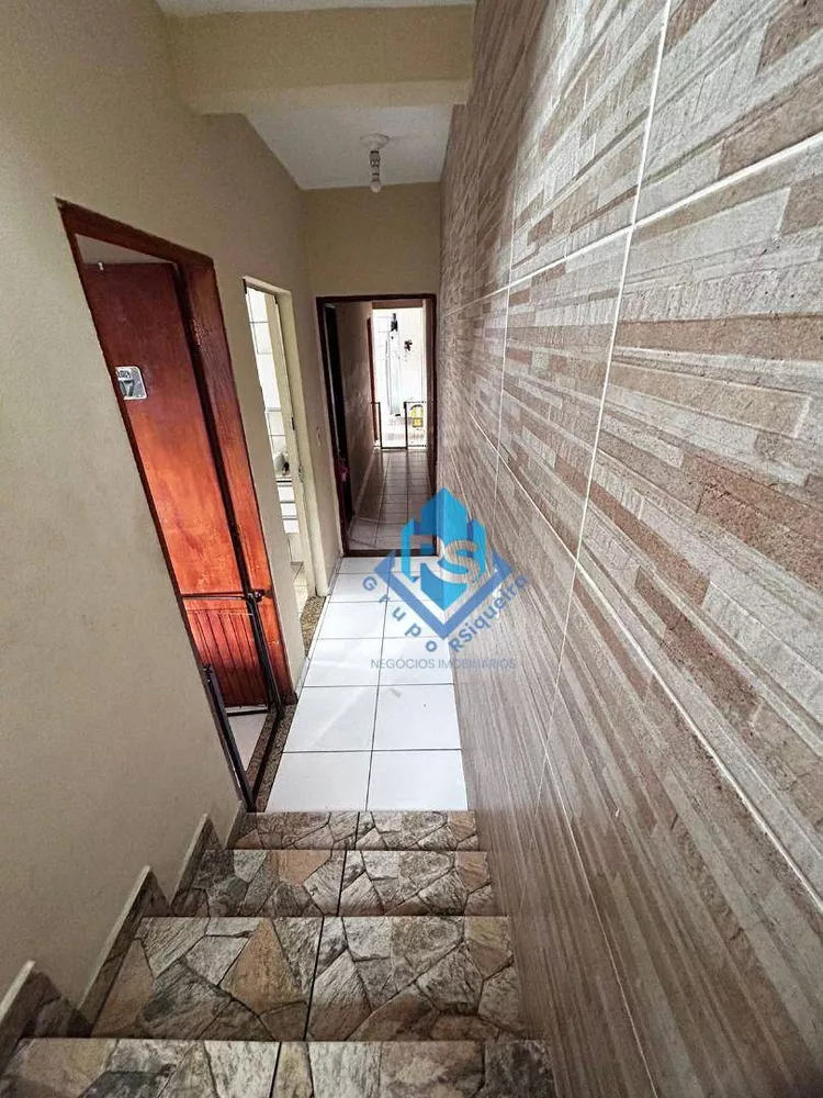 Sobrado à venda com 5 quartos, 205m² - Foto 4