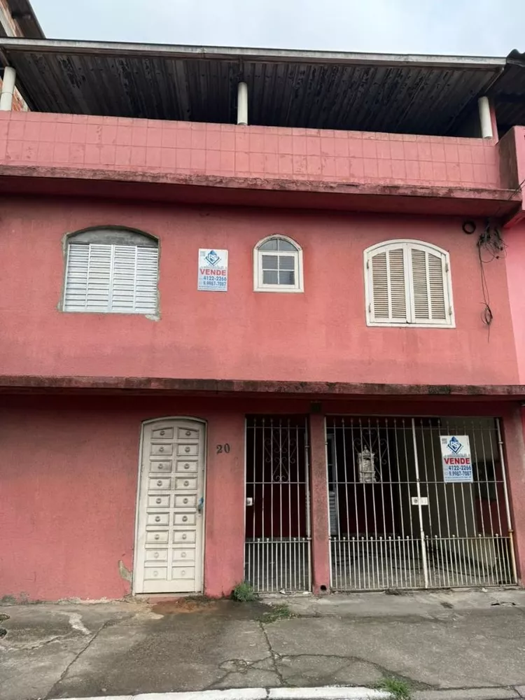 Sobrado à venda com 3 quartos, 54m² - Foto 1