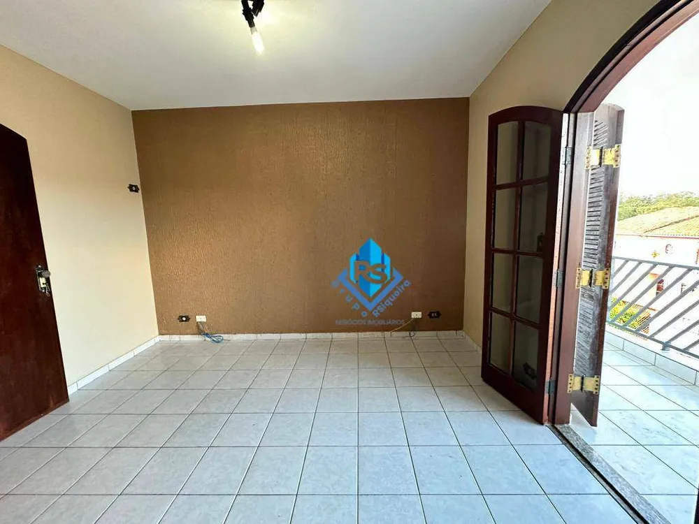 Sobrado, 4 quartos, 237 m² - Foto 1