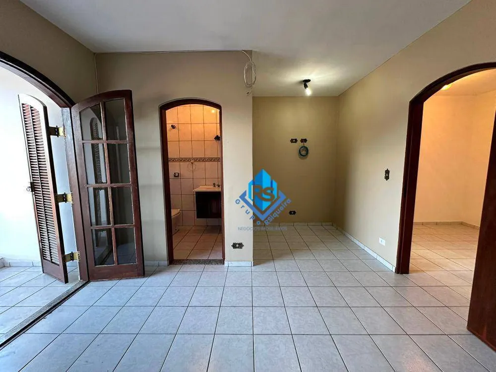 Sobrado, 4 quartos, 237 m² - Foto 2