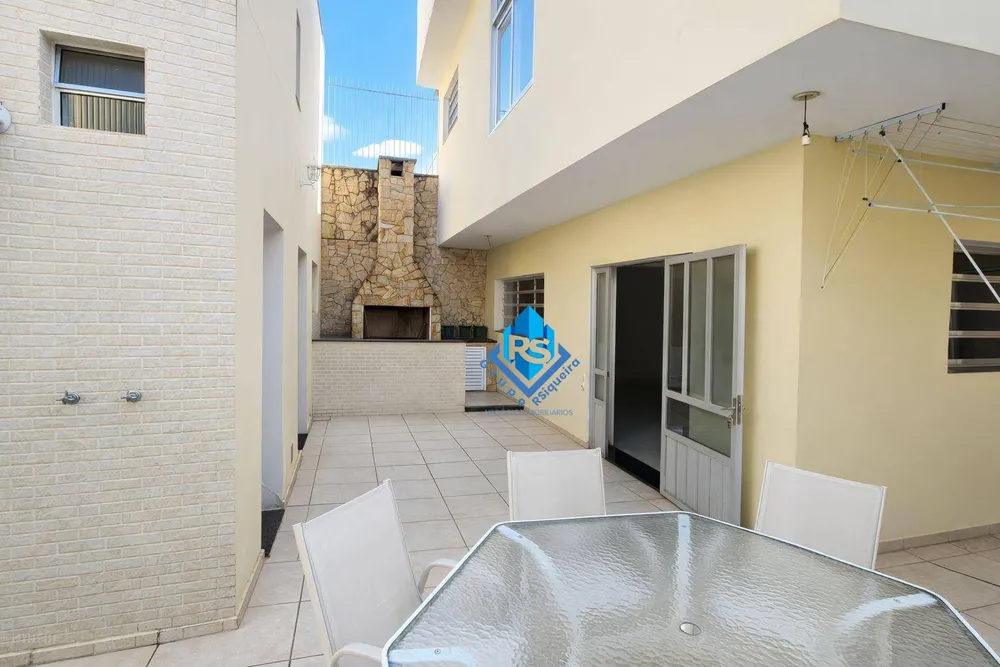Sobrado, 4 quartos, 420 m² - Foto 1