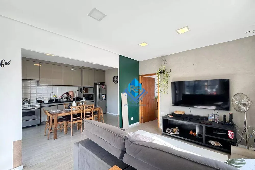 Sobrado, 2 quartos, 1278 m² - Foto 2