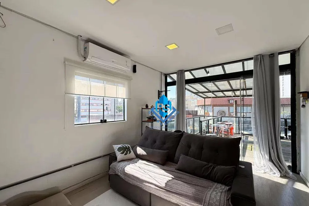 Sobrado, 2 quartos, 1278 m² - Foto 1