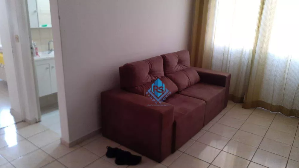 Apartamento à venda com 2 quartos, 67m² - Foto 2