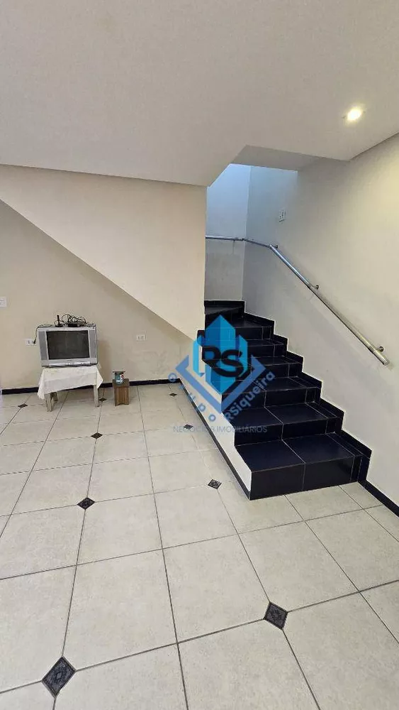 Sobrado à venda com 3 quartos, 185m² - Foto 3