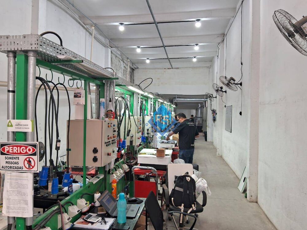 Depósito-Galpão, 1350 m² - Foto 8