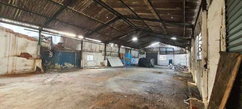 Depósito-Galpão-Armazém à venda, 420m² - Foto 1