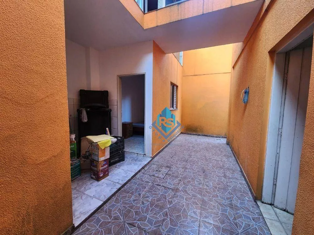 Casa para alugar com 3 quartos, 110m² - Foto 12