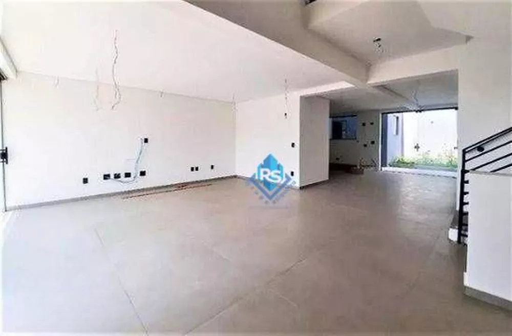 Sobrado à venda com 3 quartos, 340m² - Foto 2