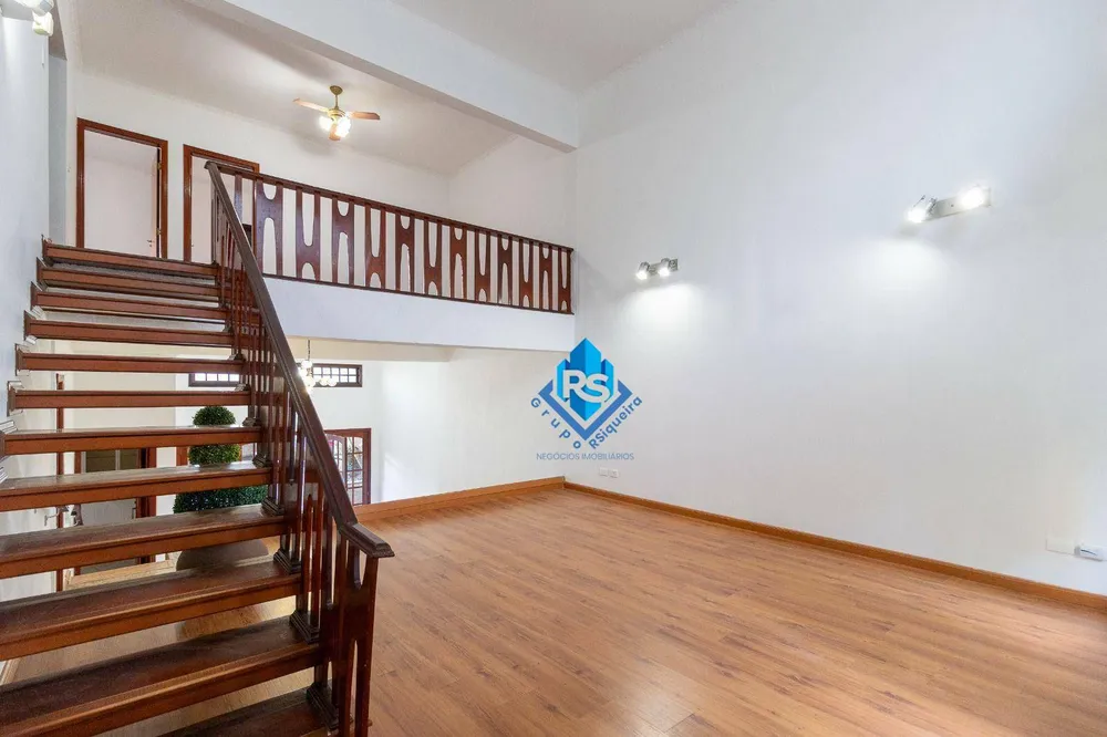 Sobrado, 4 quartos, 234 m² - Foto 1