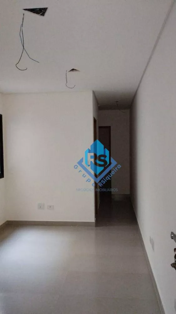 Cobertura à venda com 2 quartos, 70m² - Foto 3