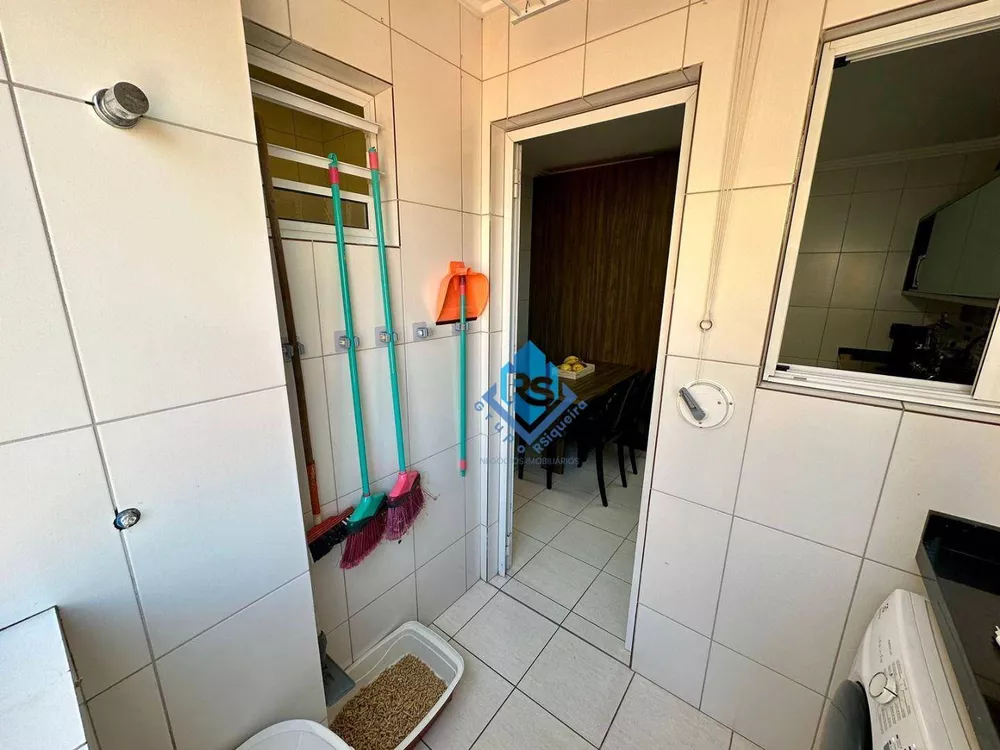 Apartamento à venda com 2 quartos, 60m² - Foto 11