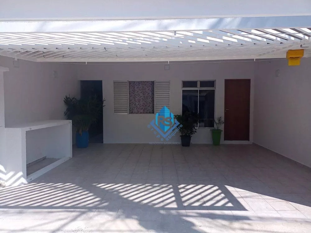 Casa, 4 quartos, 235 m² - Foto 2