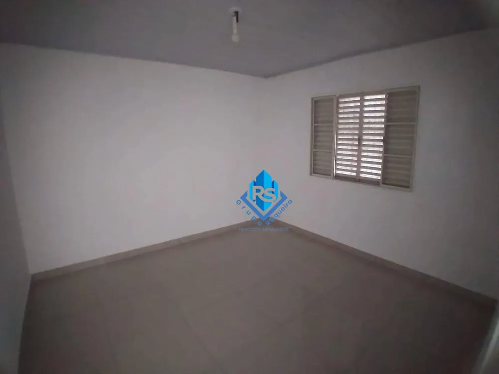 Casa, 3 quartos, 210 m² - Foto 4