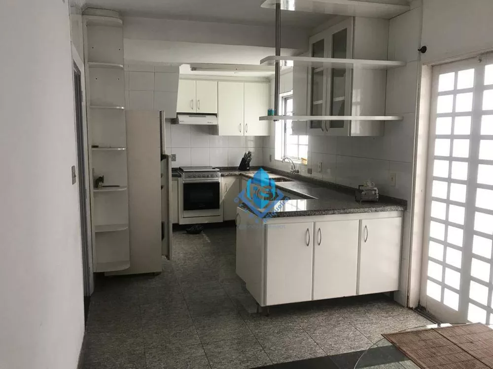 Sobrado à venda com 3 quartos, 250M2 - Foto 3