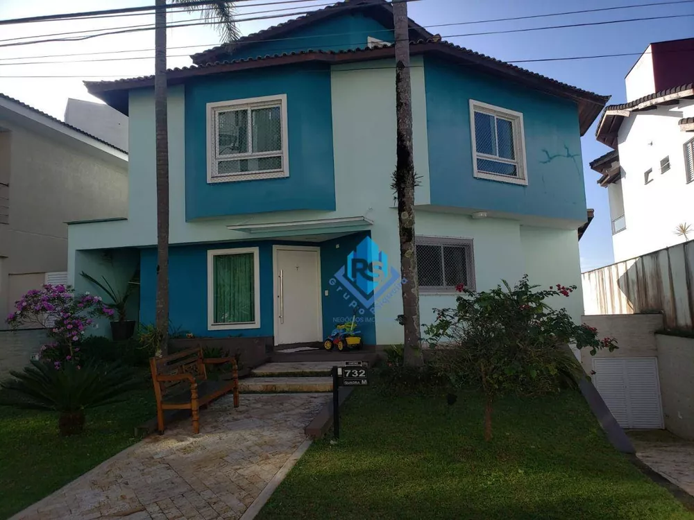 Sobrado à venda com 4 quartos, 741m² - Foto 1